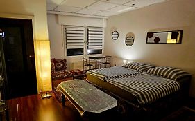 Moderne Unterkunft mit orientalischem Flair und Top-Lage näher Bonn